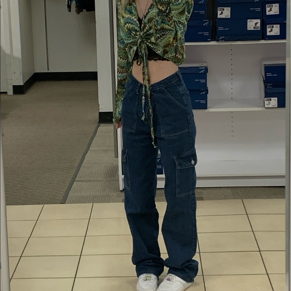 Meet your Posher, Raelynn :) - Picture 2 of 3